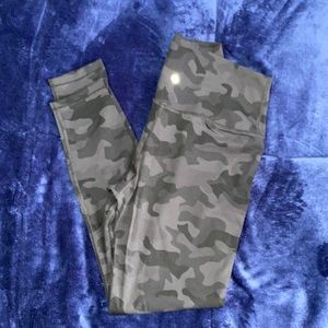 Amazon, black camouflage leggings.